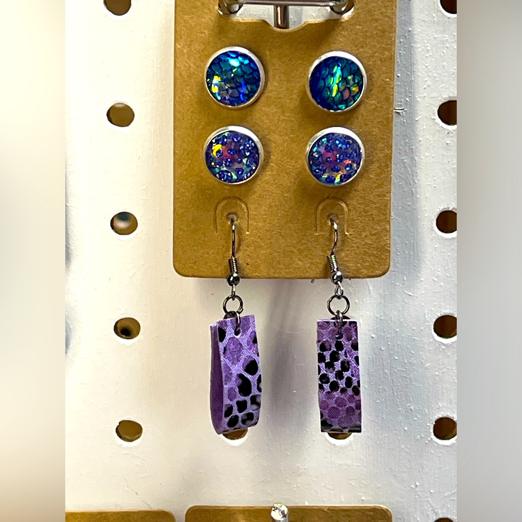 New Hand Made Leather Earrings Mermaid Bezel Crystal Bezel Leather Snakeskin New Hand Made Leather Earrings Mermaid Bezel Crystal Bezel Leather Snakeskin